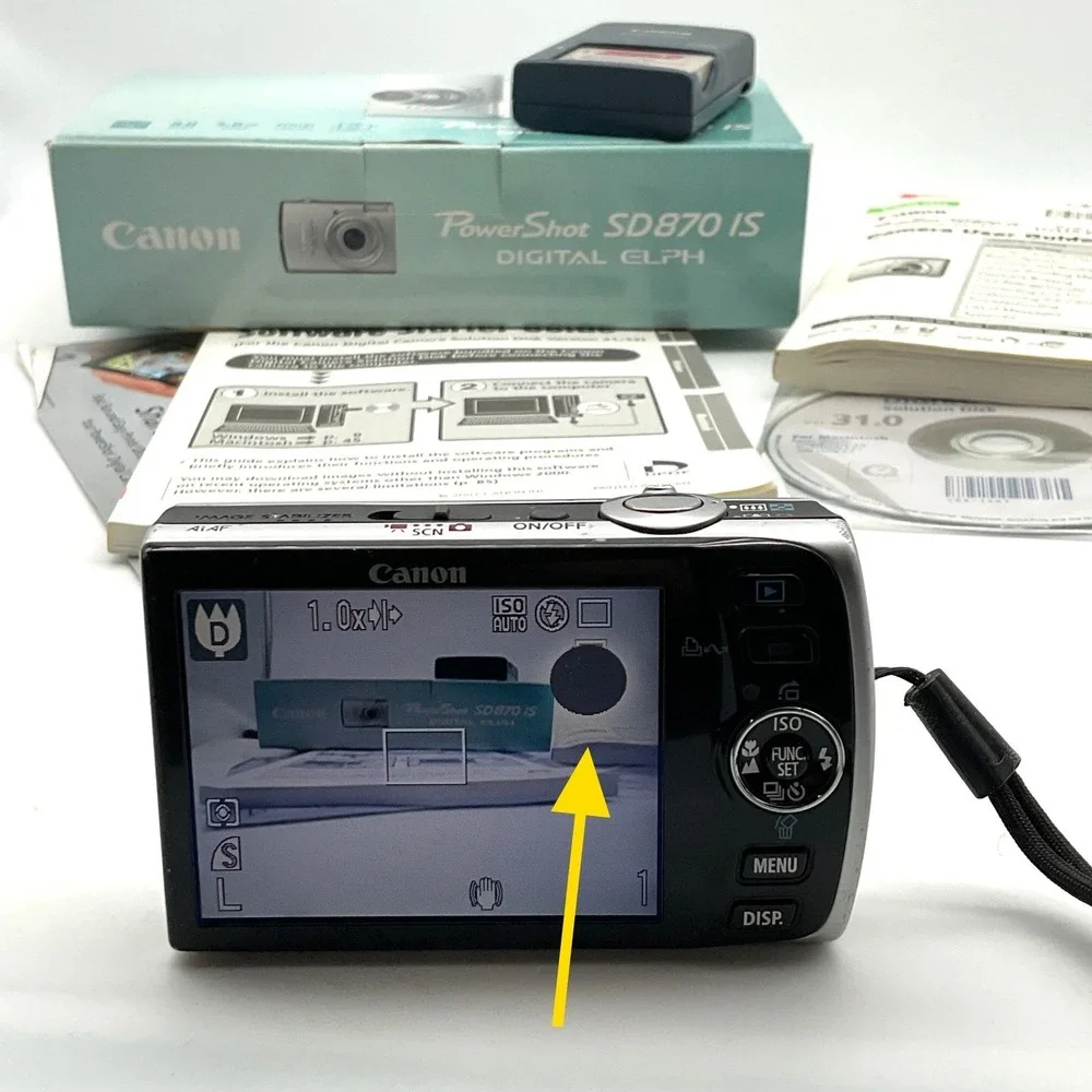 Canon PowerShot SD870 IS Digital ELPH Silver 8.0MP Bundle ⚫️ DOT on Screen ⚫️